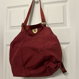 Bagalinni purse in like new condition